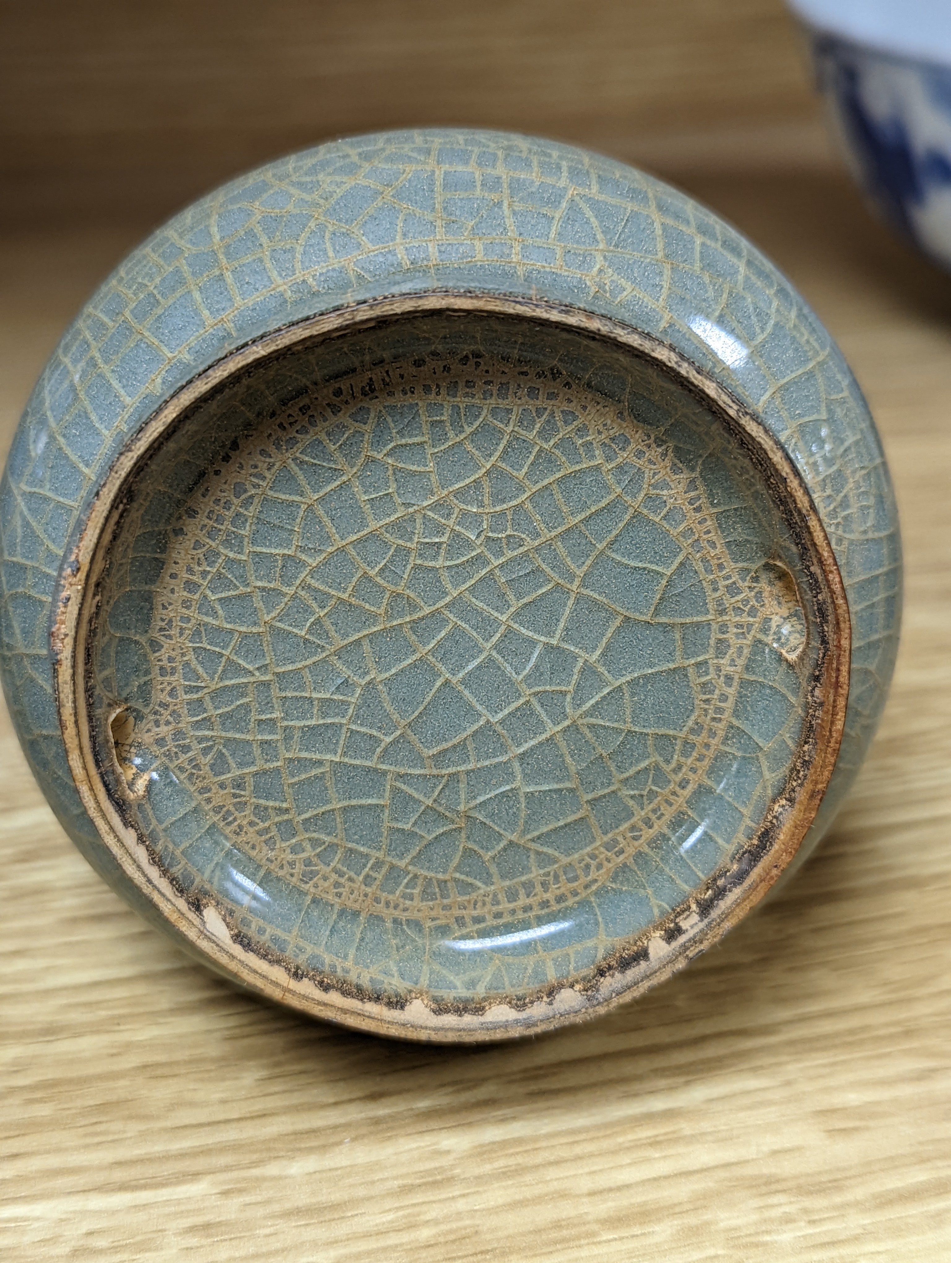 A Chinese celadon bottle vase 15.5cm